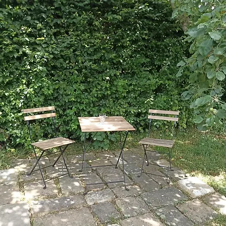 L'échappée Au Jardin, Yourte Bucolique Godinne