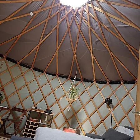 Tente de luxe L'échappée Au Jardin, Yourte Bucolique Godinne