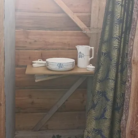 Campo de lujo L'échappée Au Jardin, Yourte Bucolique Godinne